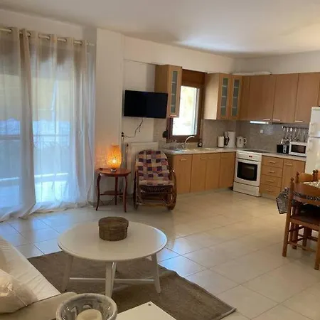 Vacation Getaway Chalkidiki - Spacious Close To The Sea Apartment